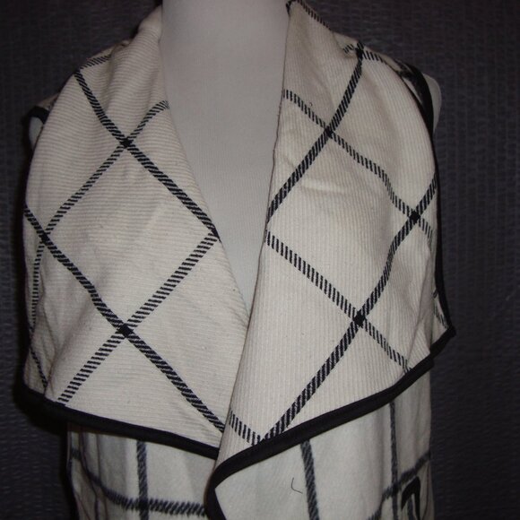 NWT Yacun Vest Open Front Buffalo Check Sleeveless Cardigan Black White sz M - Picture 3 of 8